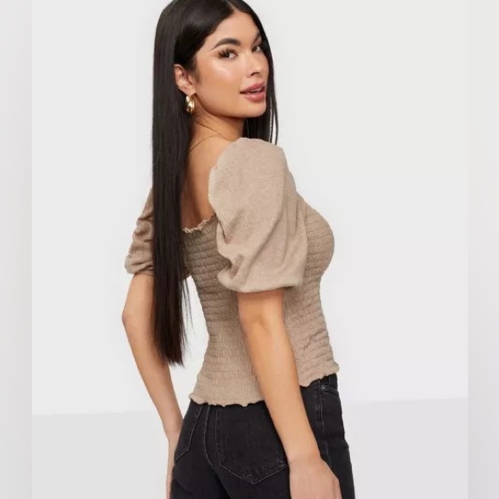 NWT ONLY Nalena Puff Smock Top - Picture 2 of 9
